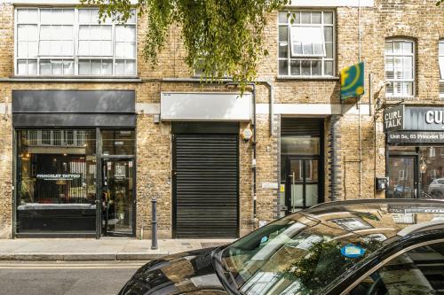 Unit 4D, Princelet Street, Tower Hamlets, London, E1