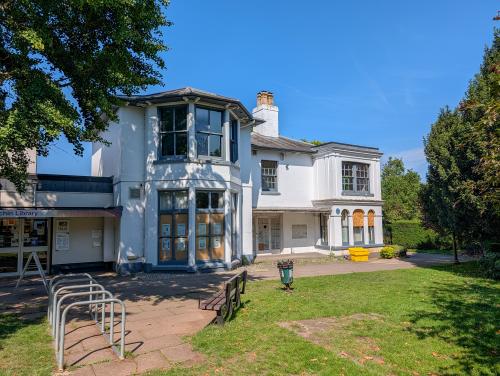 Charnwood House, Paynes Park, Hitchin, SG5
