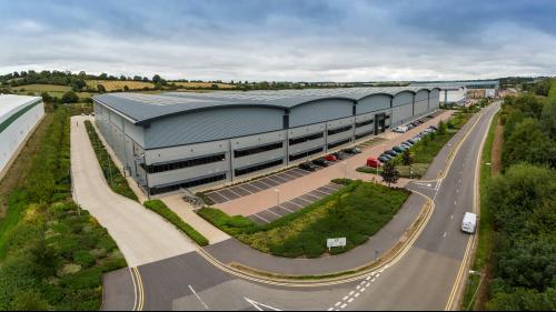 Unit 3, Central M40, Chalker Way, Banbury, OX16
