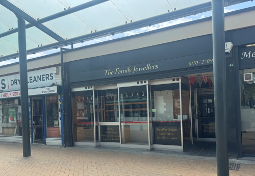 6 The Arcade, Hatfield, AL10