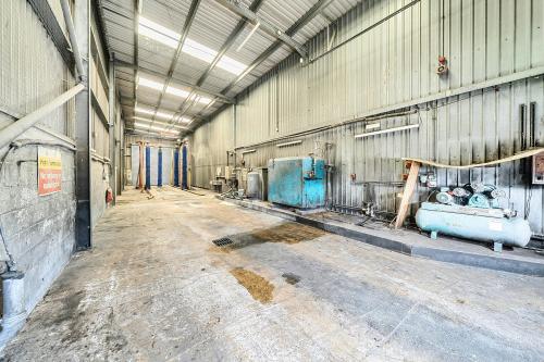 Former Arriva Bus Garage, 12 Smeaton Close, Aylesbury, HP19