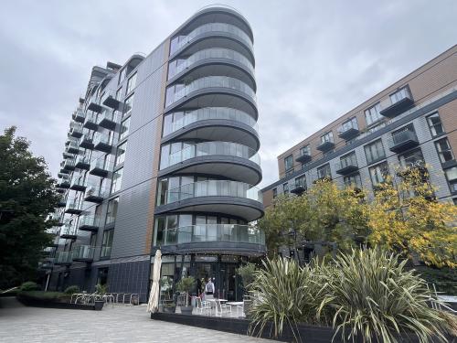 1 Cobblestone Square, Wapping, London, E1W