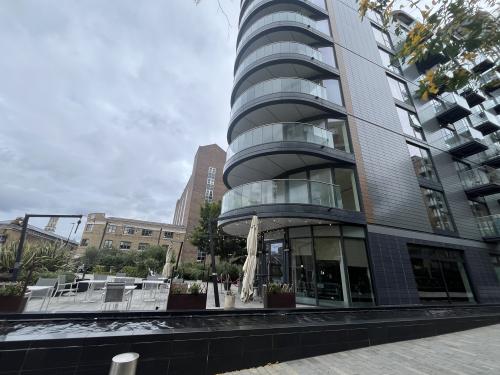 1 Cobblestone Square, Wapping, London, E1W