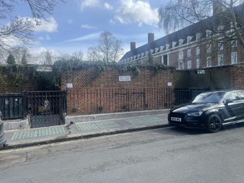 Public Conveniences, King William Walk, Greenwich, London, SE10