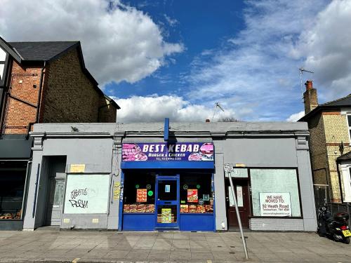 1-3 The Parade, Hampton Hill, TW12