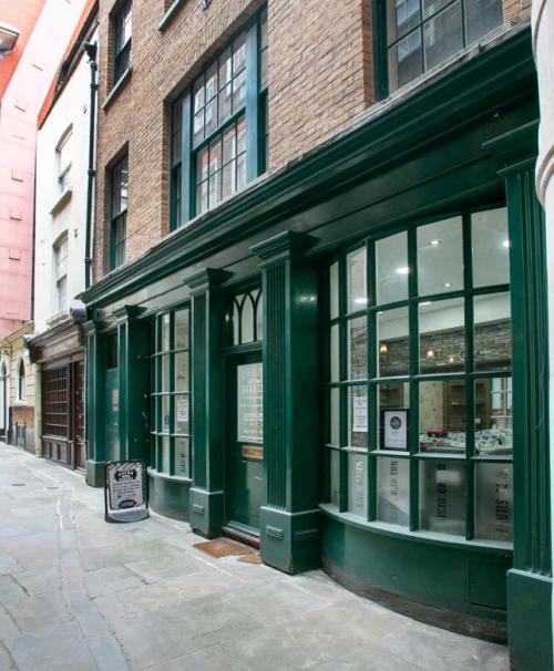 1 Castle Court, City, London, EC3V
