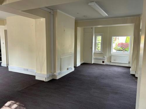 Broomhall Lodge (formerly Chancellors), London Road, Sunningdale, SL5