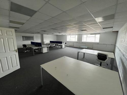 Unit 21, Enstone Business Park, Chipping Norton, OX7