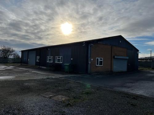Unit 21, Enstone Business Park, Chipping Norton, OX7