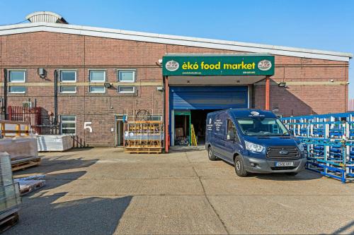 Unit 5, Meridian Trading Estate, Bugsby Way, Charlton, London, SE7