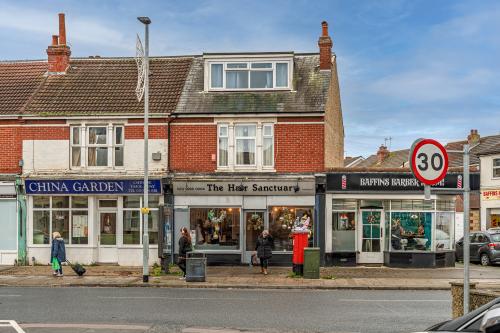 76 Tangier Road, Portsmouth, PO3