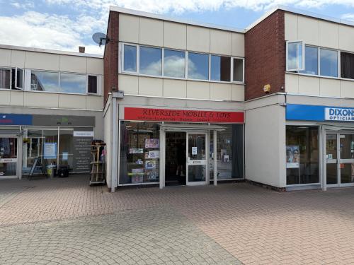 Unit 5, Riverside Shopping Centre, Southgate, Sleaford, NG34