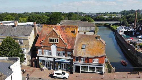 223,223A & 223B High Street, Lewes, BN7