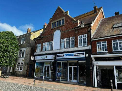 223,223A & 223B High Street, Lewes, BN7