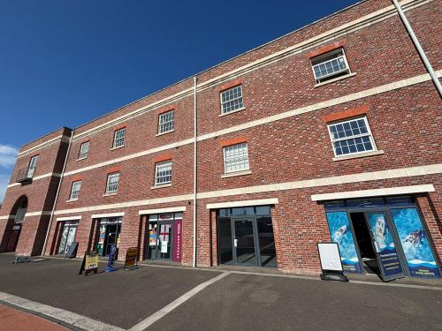 Unit 3B The Chandlers, Royal Clarence Yard, Gosport, PO12