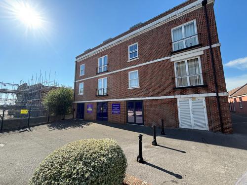 The Brewhouse,Cooperage Green, Weevil Lane, Gosport, PO12