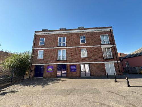 The Brewhouse,Cooperage Green, Weevil Lane, Gosport, PO12