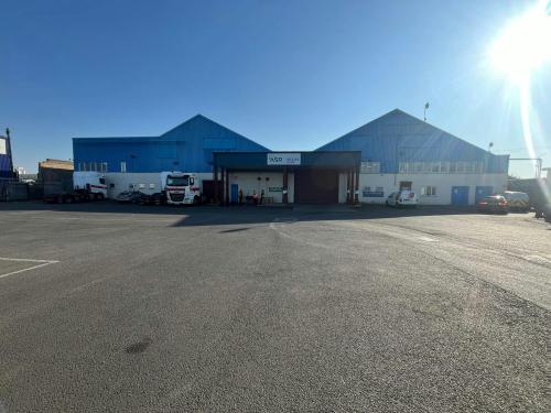 Unit 8, Standard Industrial Estate, Factory Road, Silvertown, London, E16