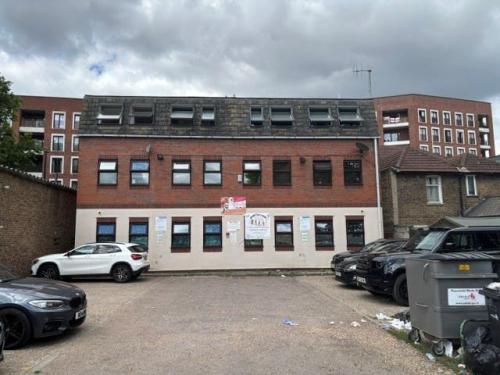Dean House, 193 High Street, Enfield, EN3