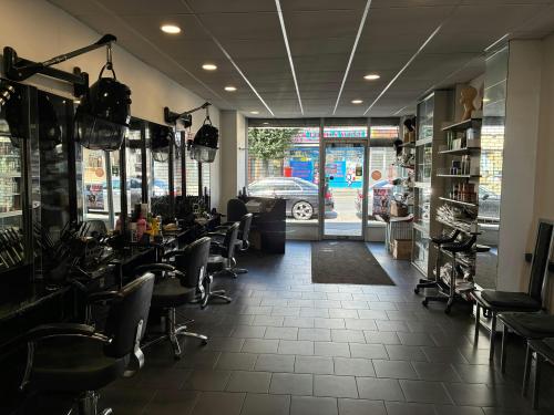 72 Beulah Road, Thornton Heath, CR7