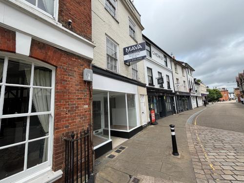 11 Market Place, Romsey, SO51