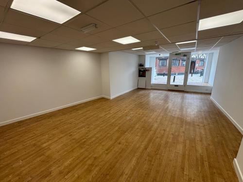 11 Market Place, Romsey, SO51