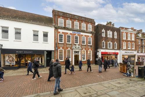 21 East Street, Chichester, PO19