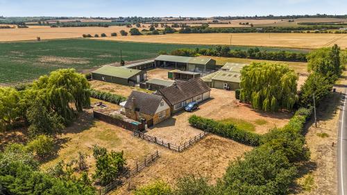 Middfedder Farm, Heath Road, Warboys, Huntingdon, PE28