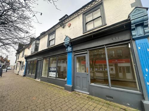 24+24a High Street, Fordingbridge, SP6