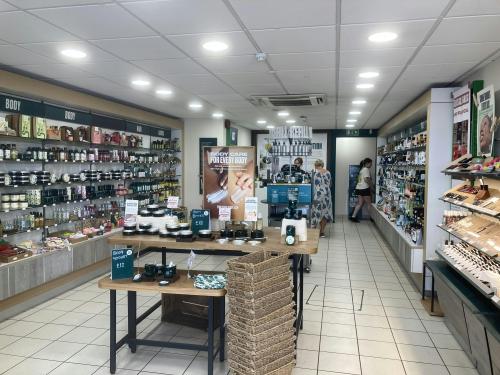 52 High Street, Newport, Isle Of Wight, PO30