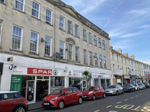 21 Queen Street, Newton Abbot, TQ12