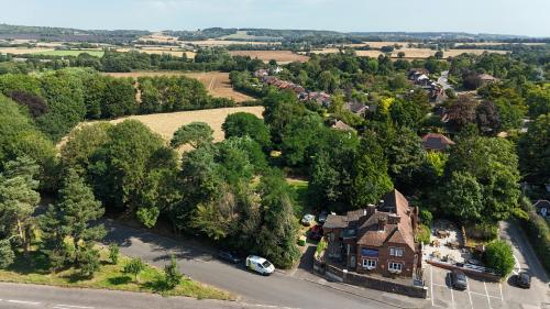 Land Adjacent to The Hare & Hounds, Maidstone Road, Ashford, TN25