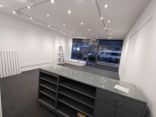 20 Leeming Road, Borehamwood, WD6