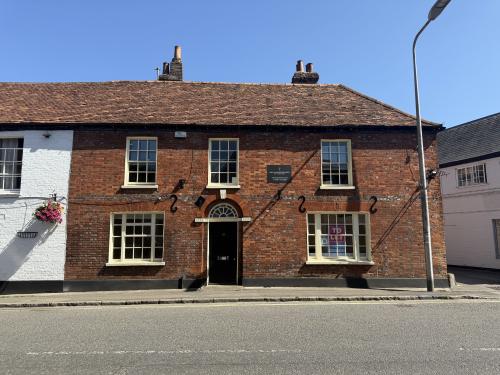 20 Bridge Street, Hungerford, RG17