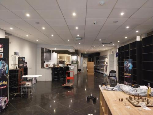 42 High Street, Crawley, RH10