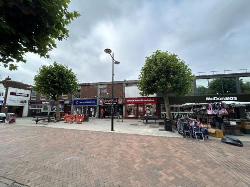 25 West Street, Havant, PO9