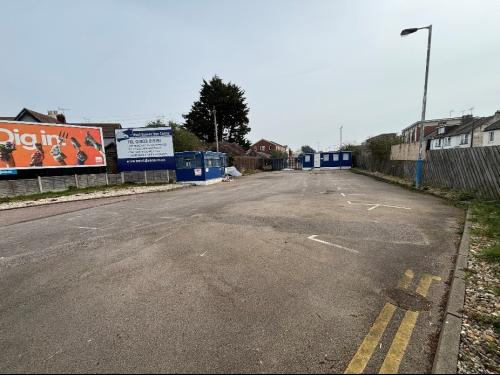 Railway Approach, South Farm Road, Worthing, BN14