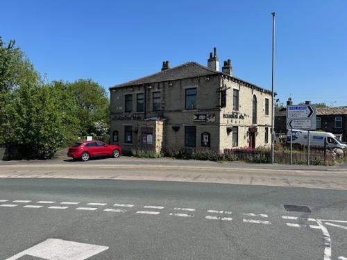 Former Richardsons Arms Public House, 688 Bradford Road, Oakenshaw, Bradford, BD12
