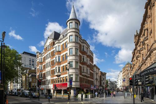 39 Charing Cross Road, Covent Garden, London, WC2H