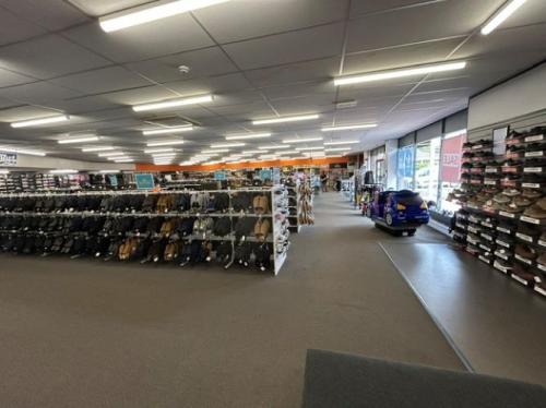 Unit A1 The Avenue Retail Park, Tong Street, Bradford, BD4