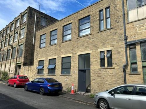 1 Listerhills Road, Listerhills, Bradford, BD7