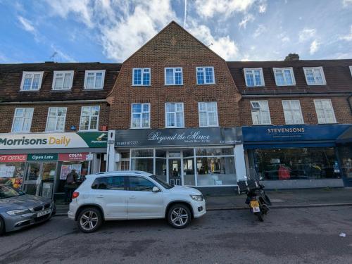 212 London Road, Burpham, Guildford, GU4