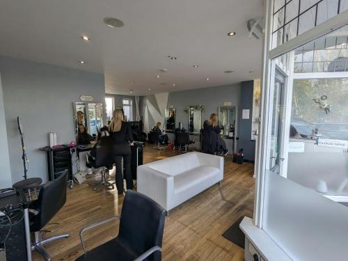 212 London Road, Burpham, Guildford, GU4