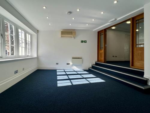 Abbey House, 51 High Street, Saffron Walden, CB10