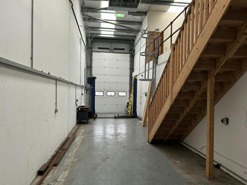 Unit 11, Clearwater Business Park, Swindon, SN5