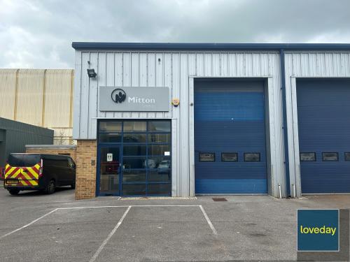 Unit 11, Clearwater Business Park, Swindon, SN5
