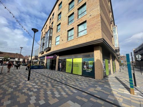 Unit 13, Piries Place, Carfax, Horsham, RH12