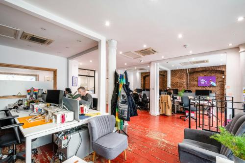 38 Commercial Street, Spitalfields, London, E1