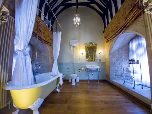 Old Palace Lodge Hotel, Christs Hospital Terrace, Lincoln, LN2