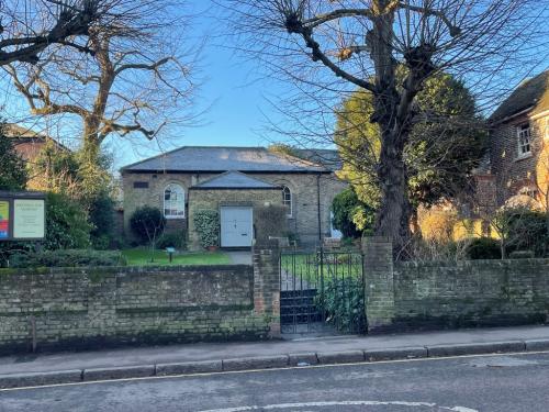 Quaker Meeting House, 289 High Street, Berkhamsted, HP4
